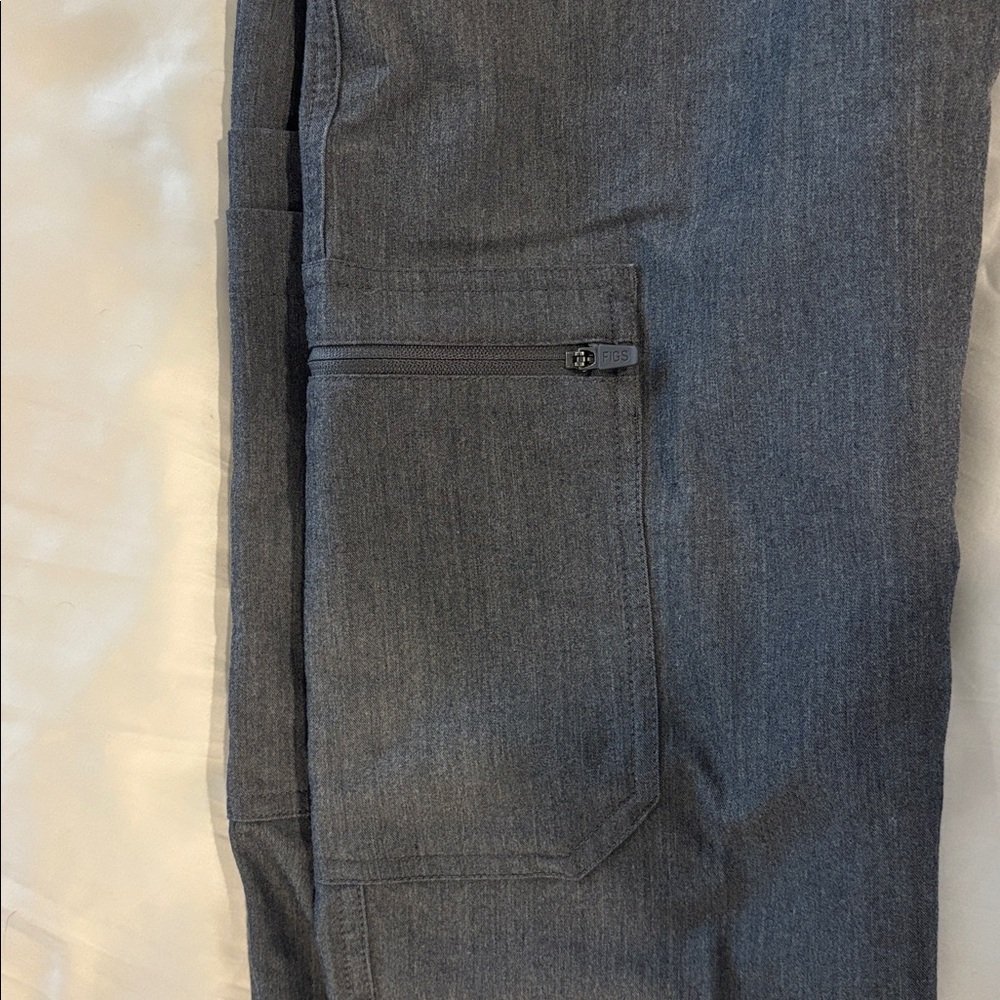 Gray FIGS Pants with Teal Drawstring - Picture 3 of 5